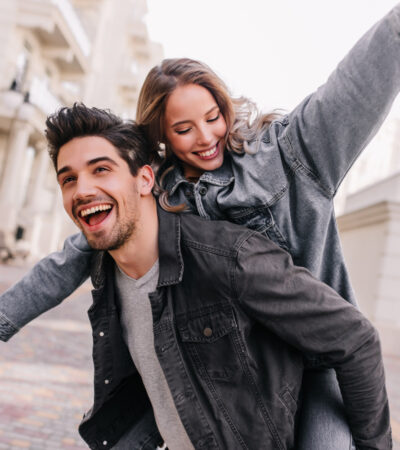 The impact of technology on relationships and how to navigate digital communication